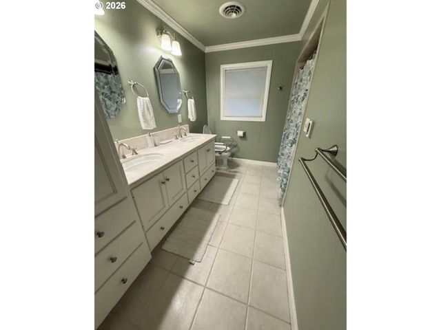 2994 DAPPLE Way, Eugene, OR 97401