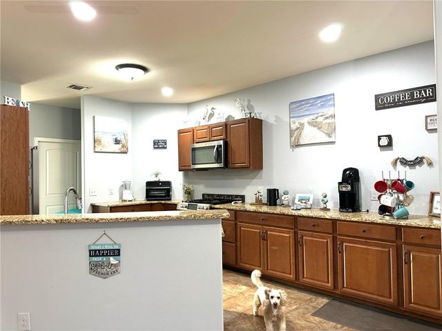 15517 Dyna St, Corpus Christi, TX 78418