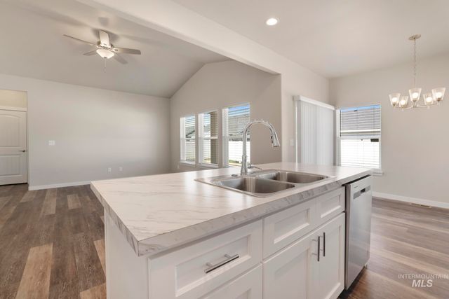 1252 Terra Ave, Twin Falls, ID 83301
