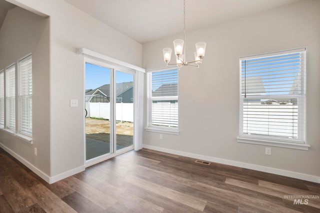 1252 Terra Ave, Twin Falls, ID 83301