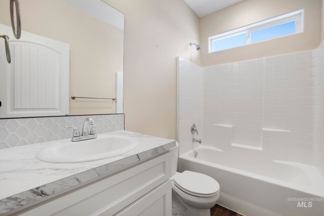 1252 Terra Ave, Twin Falls, ID 83301