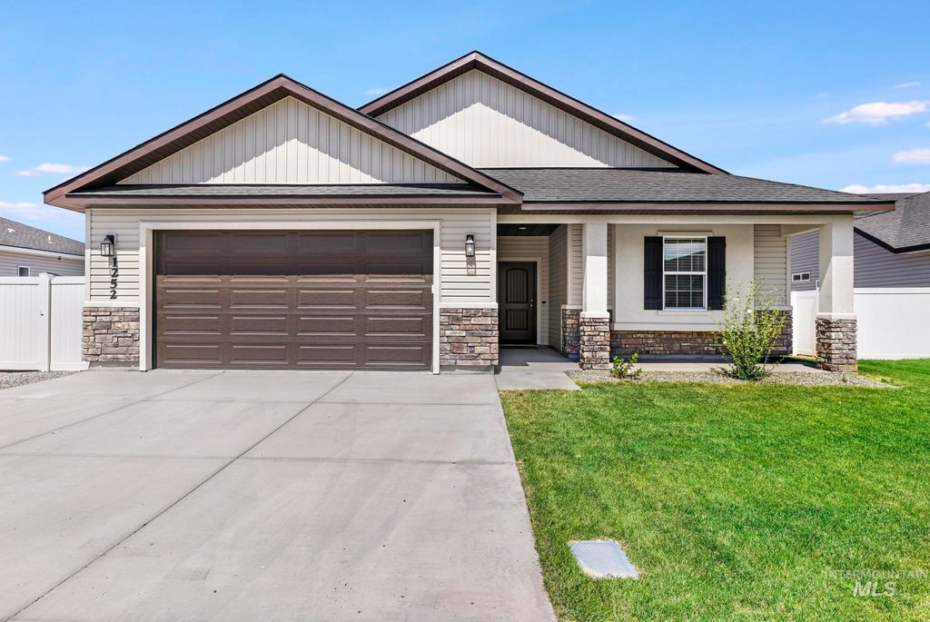 1252 Terra Ave, Twin Falls, ID 83301