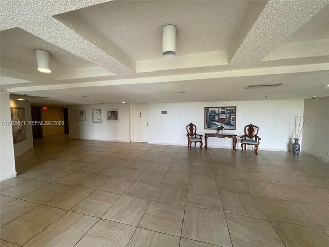 16300 Golf Club Rd 508, Weston, FL 33326