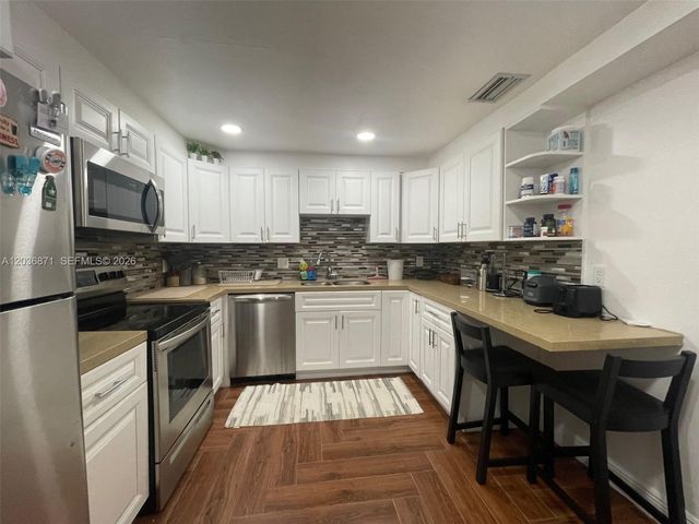 16300 Golf Club Rd 508, Weston, FL 33326