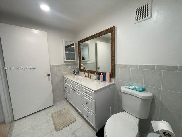 16300 Golf Club Rd 508, Weston, FL 33326