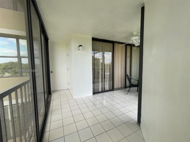 16300 Golf Club Rd 508, Weston, FL 33326