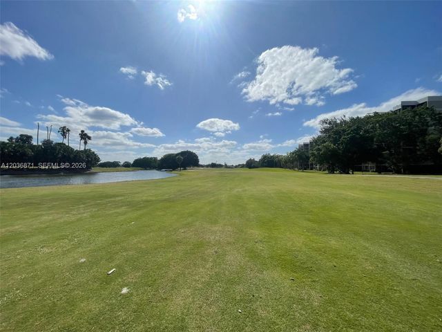 16300 Golf Club Rd 508, Weston, FL 33326