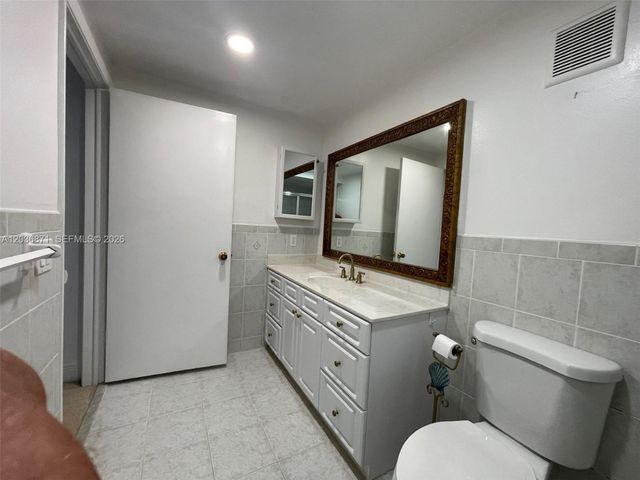 16300 Golf Club Rd 508, Weston, FL 33326