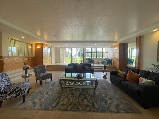 16300 Golf Club Rd 508, Weston, FL 33326