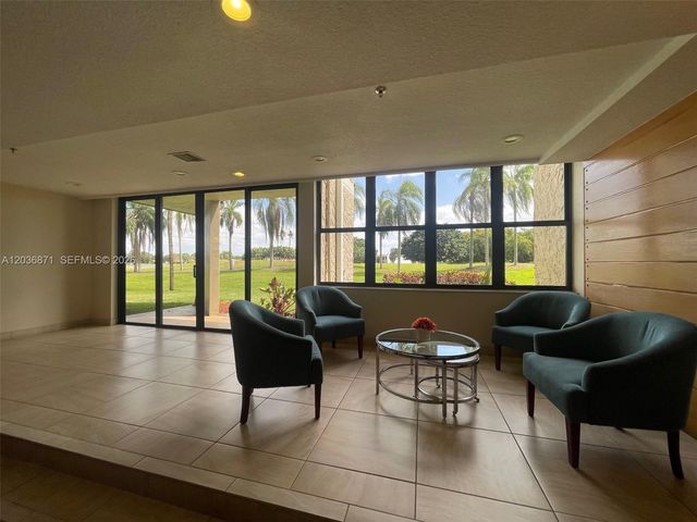 16300 Golf Club Rd 508, Weston, FL 33326