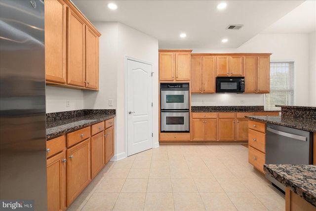 11652 MAID AT ARMS LN, Berlin, MD 21811