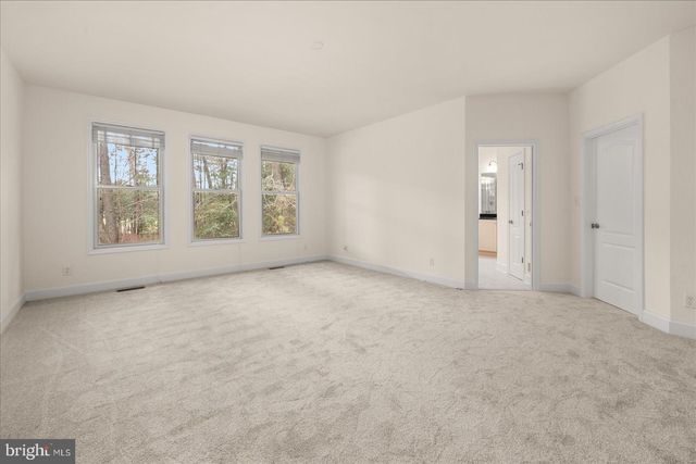 11652 MAID AT ARMS LN, Berlin, MD 21811
