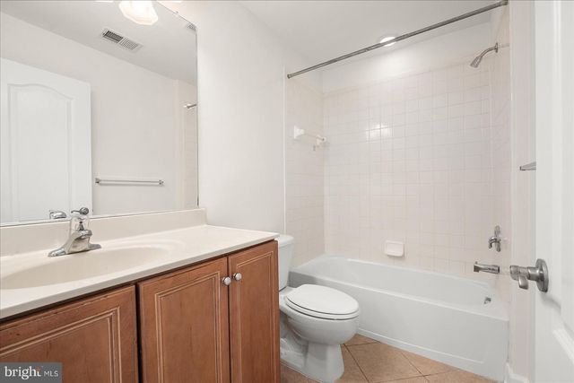 11652 MAID AT ARMS LN, Berlin, MD 21811