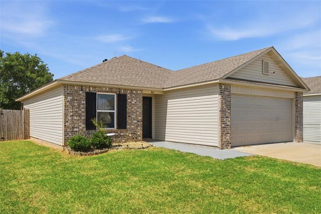 807 W Judy Street, Mustang, OK 73064