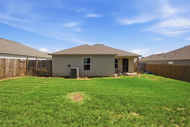 807 W Judy Street, Mustang, OK 73064