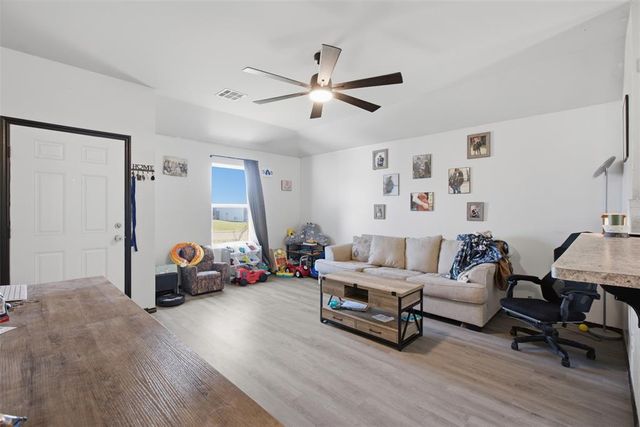 807 W Judy Street, Mustang, OK 73064