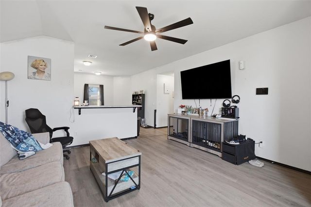 807 W Judy Street, Mustang, OK 73064