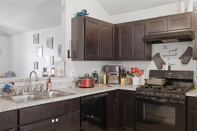 807 W Judy Street, Mustang, OK 73064