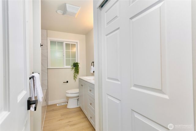 5804 51st Avenue NW, Gig Harbor, WA 98335