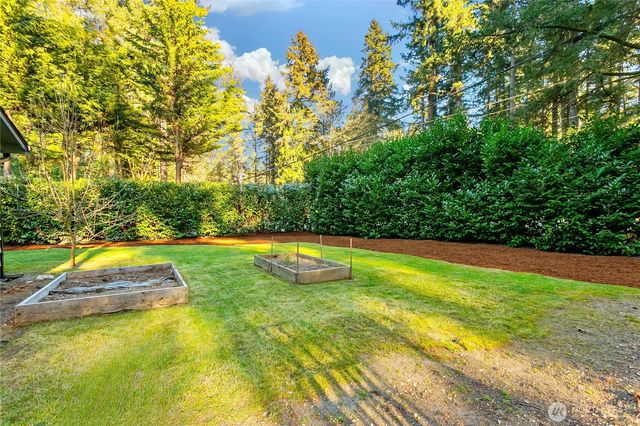 5804 51st Avenue NW, Gig Harbor, WA 98335