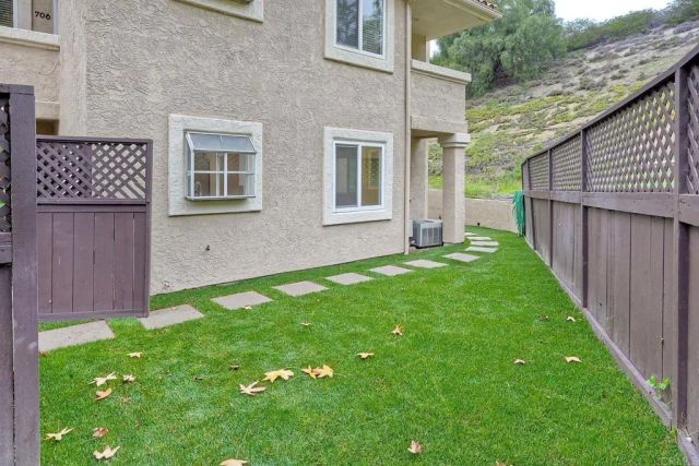 700 Sea Cliff Way 705, Oceanside, CA 92056