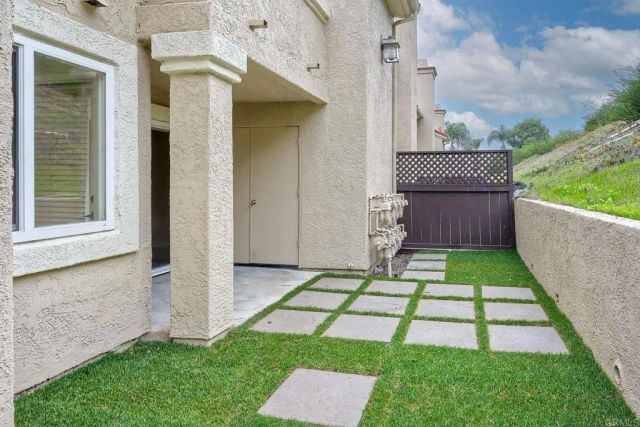 700 Sea Cliff Way 705, Oceanside, CA 92056