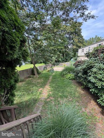 976 UPPER GULPH RD, Wayne, PA 19087