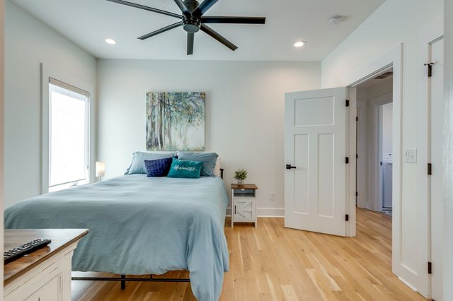 702 W 4th St, Columbia, TN 38401