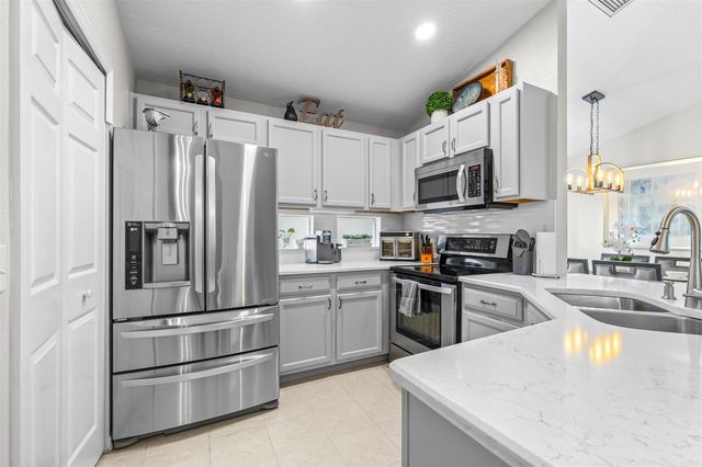 22825 SILLS LOOP, Land O Lakes, FL 34639