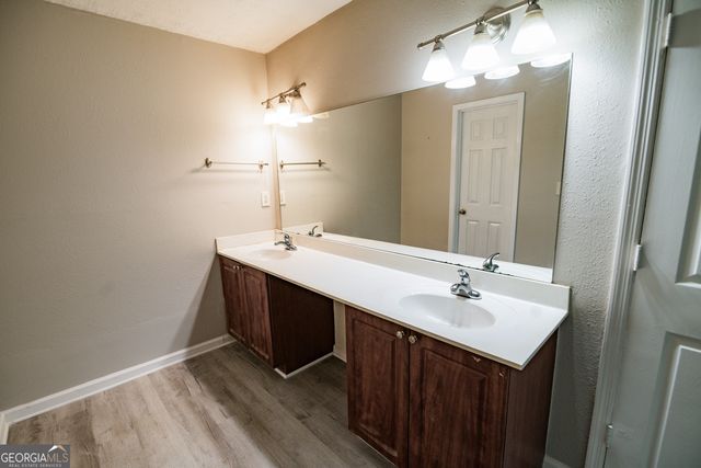 204 Brittany Court, Duluth, GA 30096
