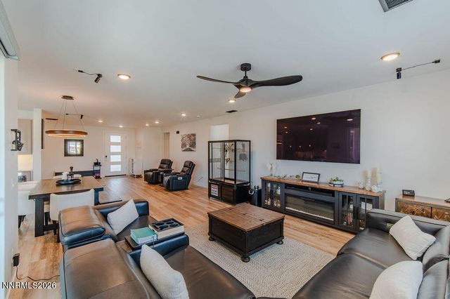1882 Hogan Peak Street, Carson City, NV 89701