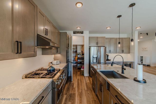 1882 Hogan Peak Street, Carson City, NV 89701