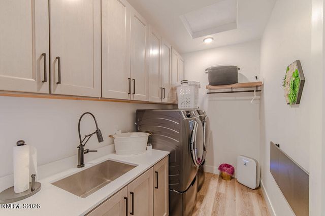 1882 Hogan Peak Street, Carson City, NV 89701