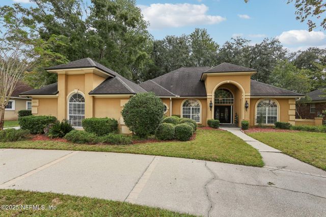 2674 COUNTRY CLUB Boulevard, Orange Park, FL 32073
