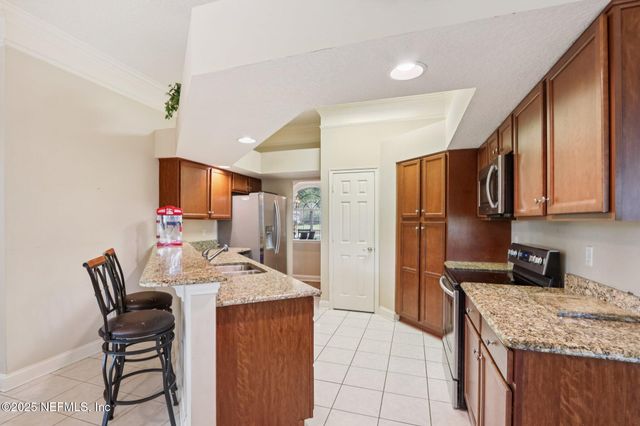 2674 COUNTRY CLUB Boulevard, Orange Park, FL 32073