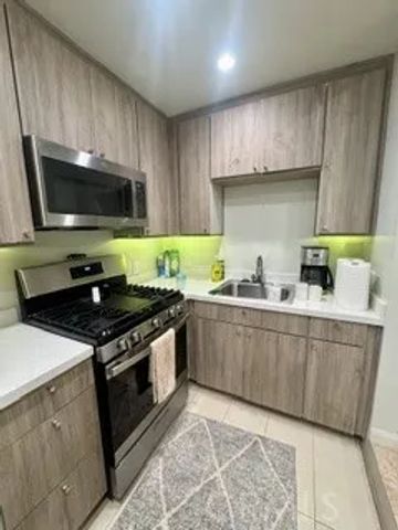 343 Myrtle Street B, Laguna Beach, CA 92651