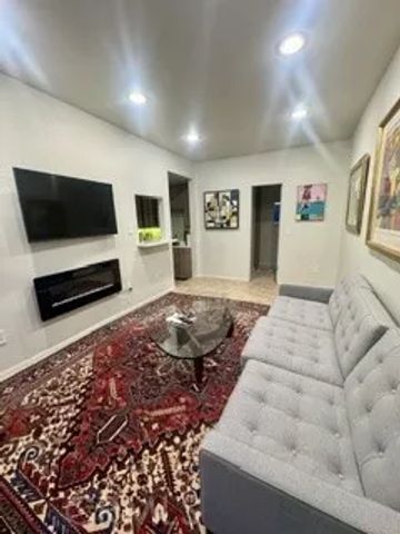 343 Myrtle Street B, Laguna Beach, CA 92651