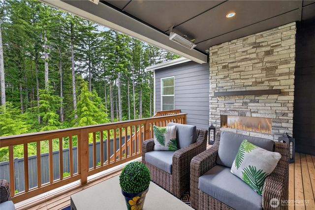 33110 Liberty Ave SE, Black Diamond, WA 98010