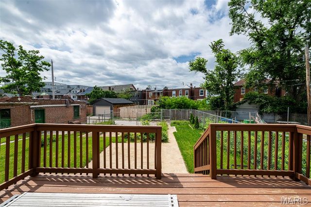5750 Waterman Boulevard, St Louis, MO 63112