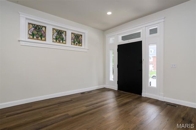 5750 Waterman Boulevard, St Louis, MO 63112