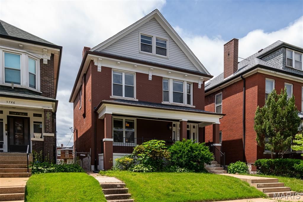 5750 Waterman Boulevard, St Louis, MO 63112