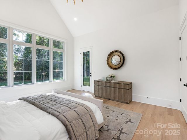 1511 Cavendish Court, Charlotte, NC 28211