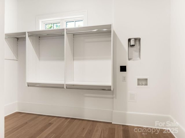 1511 Cavendish Court, Charlotte, NC 28211