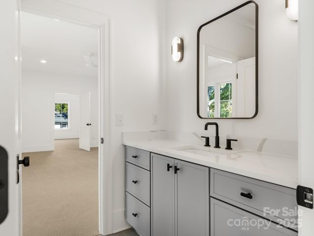 1511 Cavendish Court, Charlotte, NC 28211