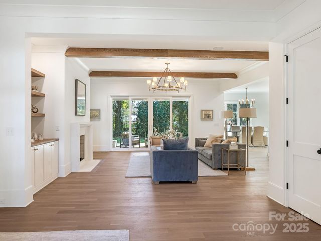 1511 Cavendish Court, Charlotte, NC 28211