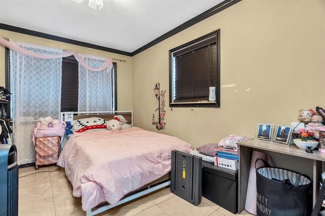 531 NE 61st St, Oakland Park, FL 33334