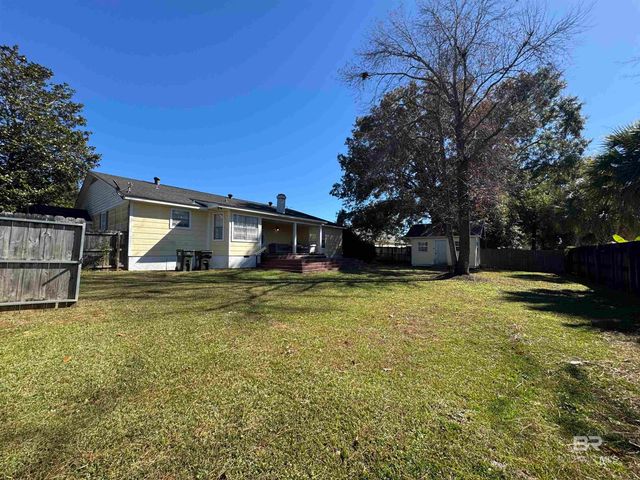 100 Robbins Boulevard, Daphne, AL 36526