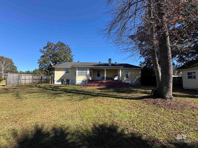 100 Robbins Boulevard, Daphne, AL 36526