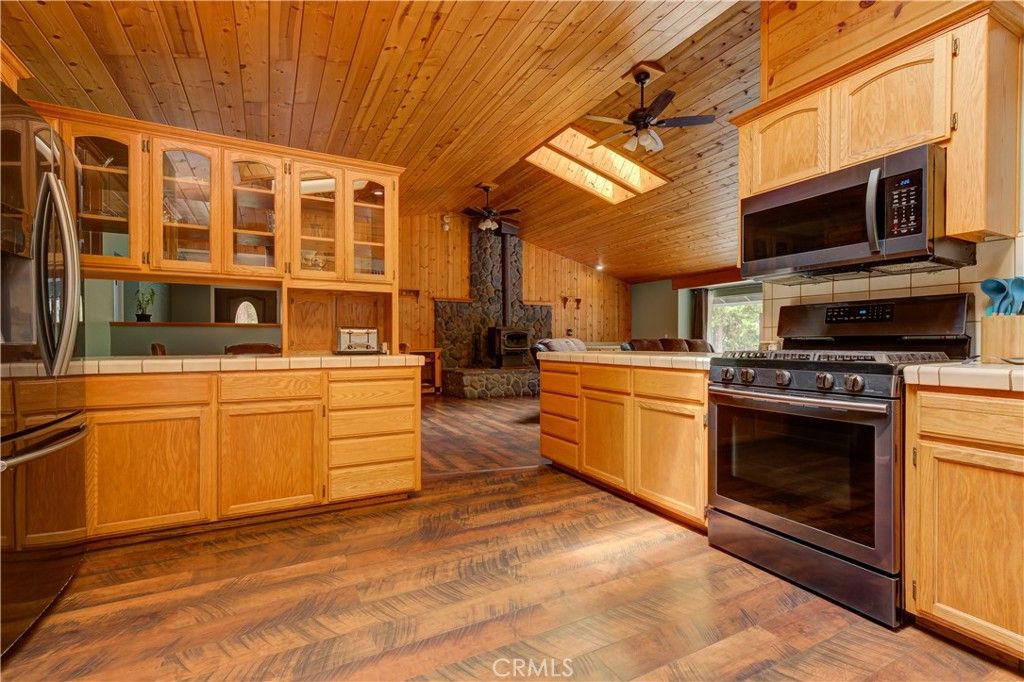 Image 15 of property listing at 5864 Paschal, Magalia, CA 95954