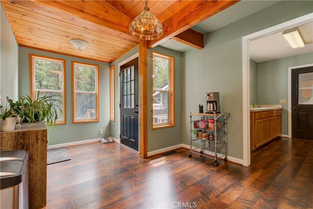 Image 16 of property listing at 5864 Paschal, Magalia, CA 95954